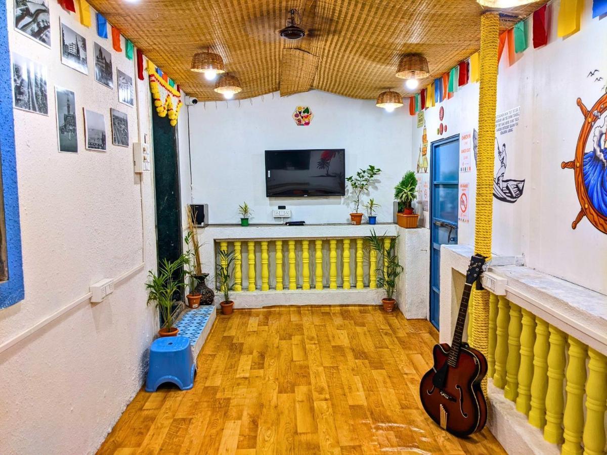 Awaara Backpackers Hostel, Alibag Exterior photo
