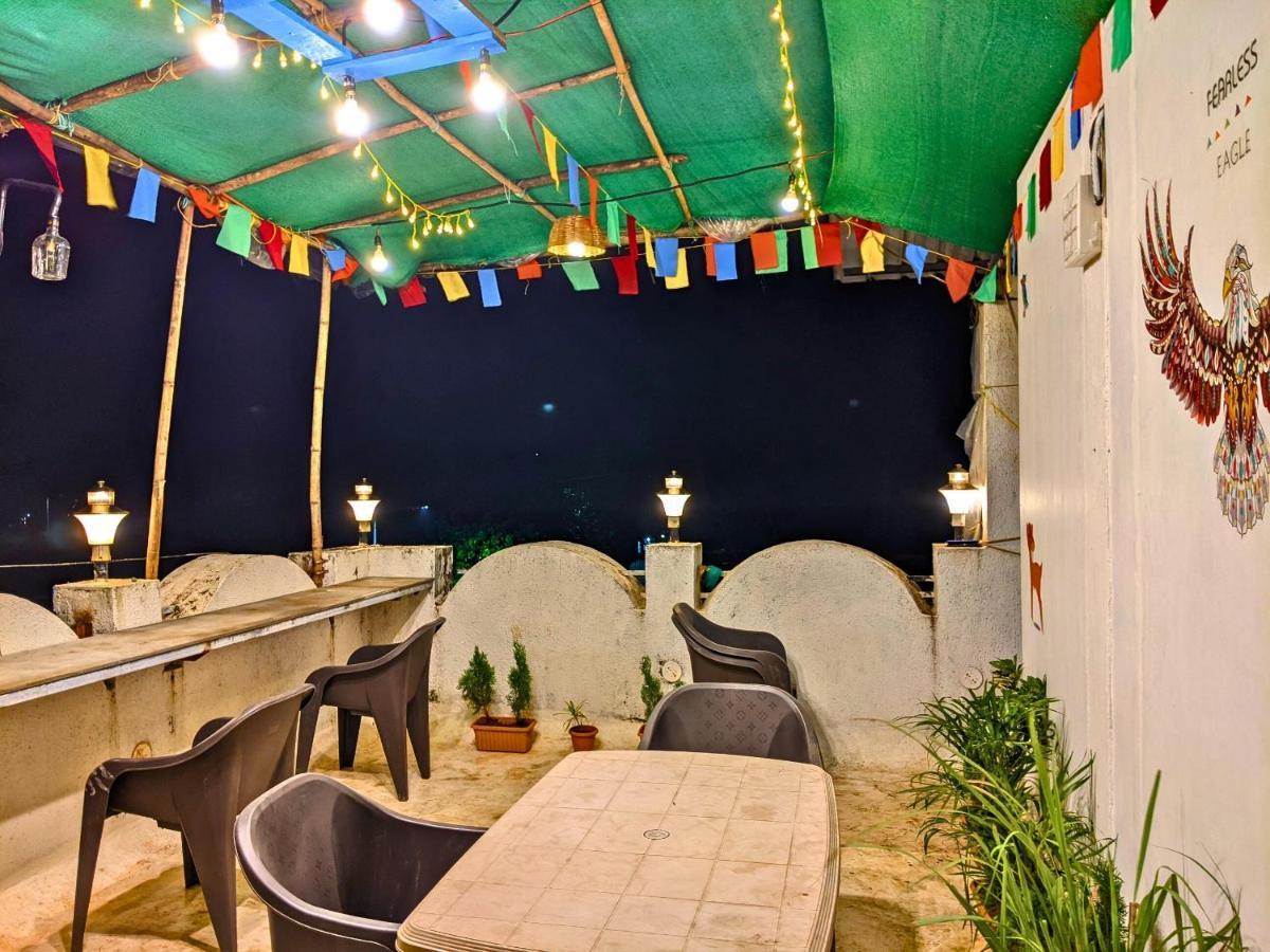 Awaara Backpackers Hostel, Alibag Exterior photo